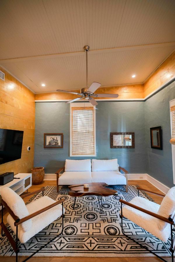 Downtown Fairhope Studio Exterior photo